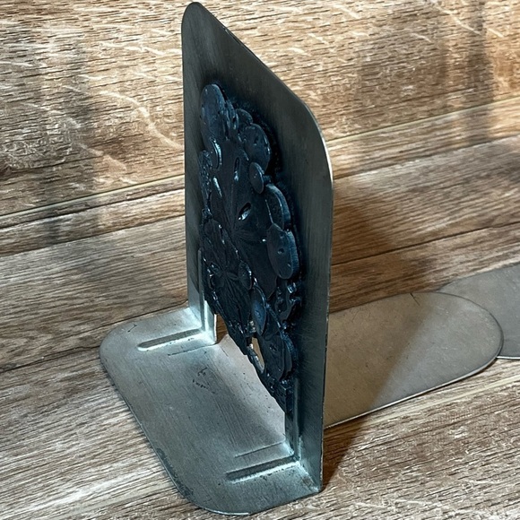 Metzke Pewter Nautical Sand Dollar Beach Design Bookends Maker Mark Vintage 1980 - Picture 14 of 16